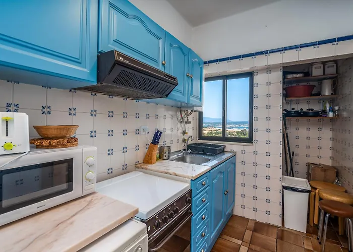 Marina And River Views 波尔蒂芒